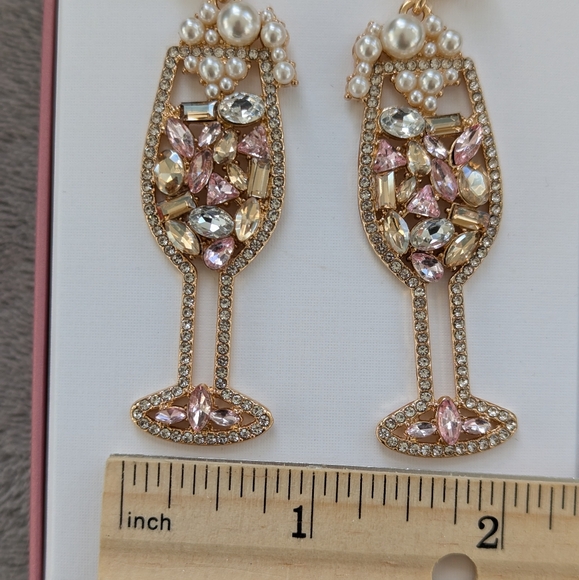 🆕 Champagne dangle earrings - Picture 7 of 7